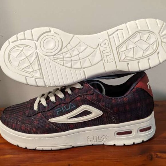 Fila LNX-100 Sneakers - Picture 2 of 6